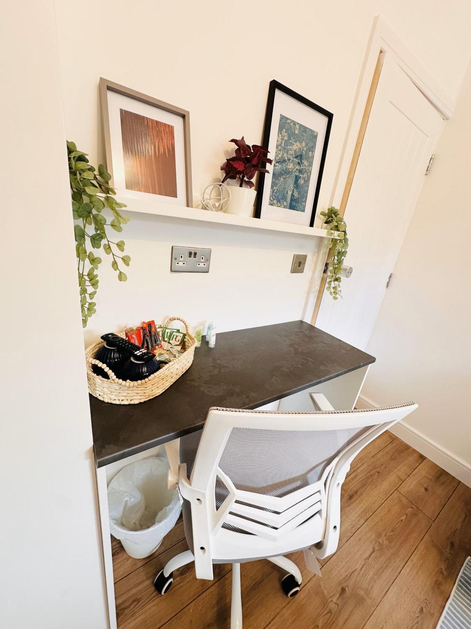 R4 Luxury Studio En-Suite Room In Harborne Lane By Queen Elizabeth Hospital เบอร์มิงแฮม ภายนอก รูปภาพ