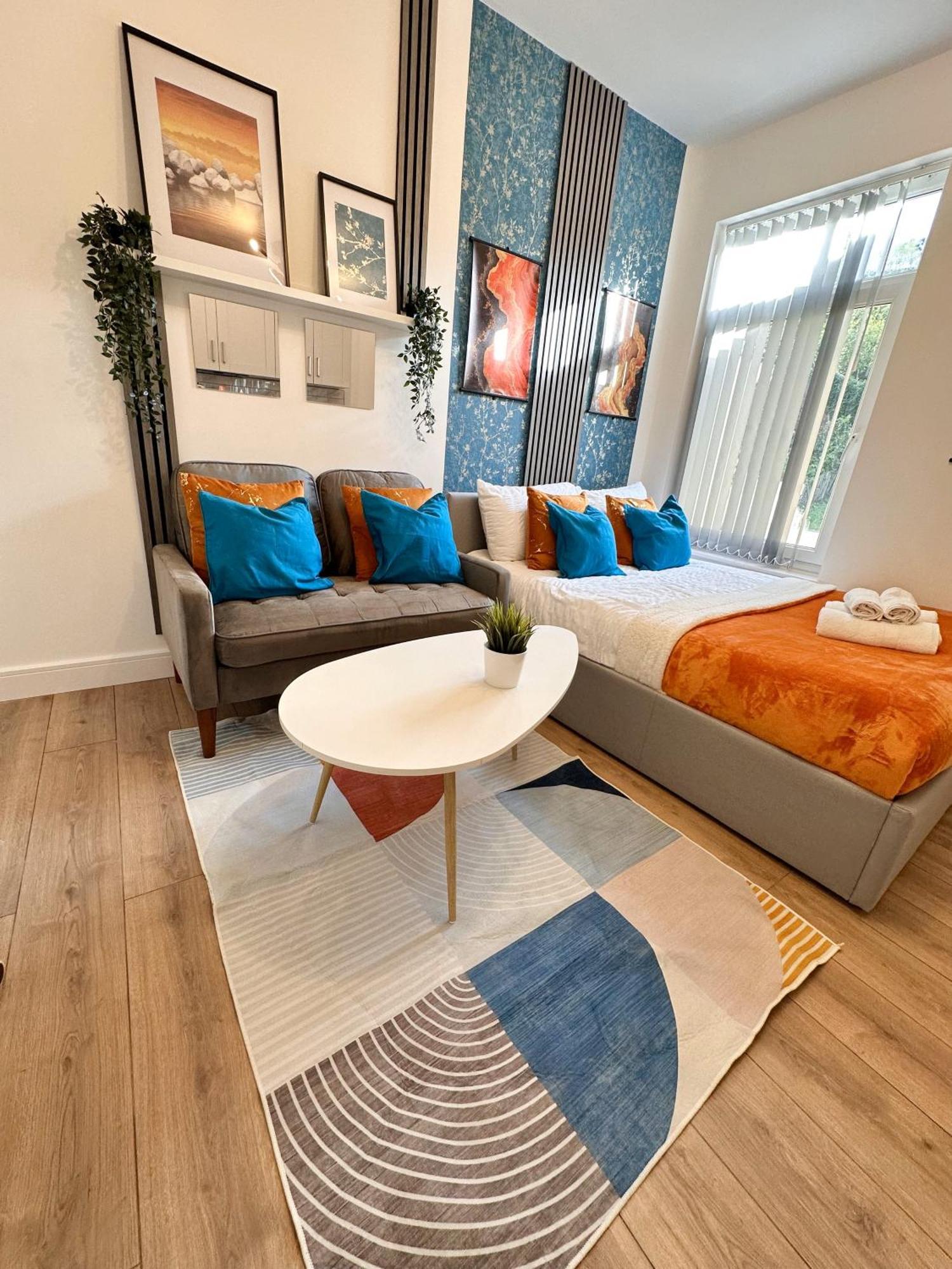 R4 Luxury Studio En-Suite Room In Harborne Lane By Queen Elizabeth Hospital เบอร์มิงแฮม ภายนอก รูปภาพ